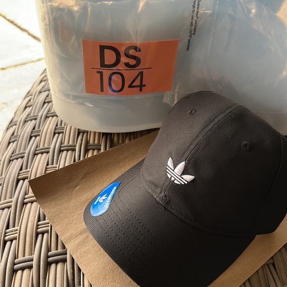 Adidas Men’s Relaxed Modern Fit Hat Black Adjustable - Picture 10 of 10